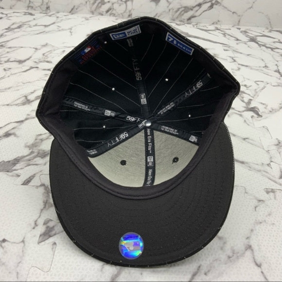 Men's New Era Cap MLB NY Yankees Black | White Pinstripes 59FIFTY NWT - Picture 5 of 5